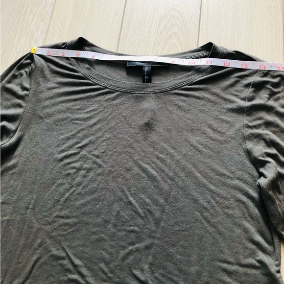 BCBG MaxAzriaDark Green Rayon High-Low Top - Picture 2 of 11